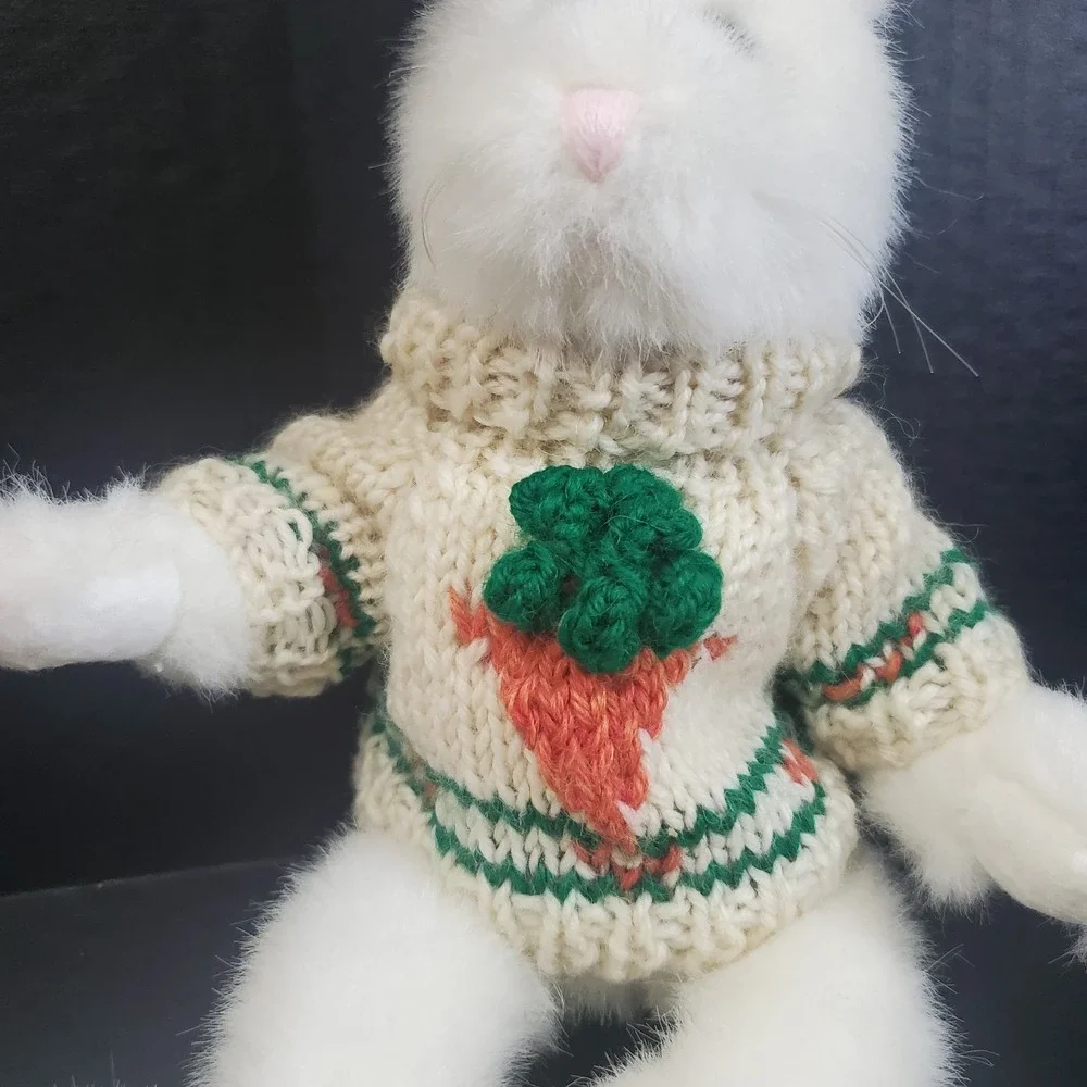 White‎ Bunny Rabbit Plush Lot Of 2- Hug Fun, Boyds With Carrot Sweater Jointed